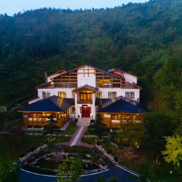 Liling Maple Valley Danfeng Hotel