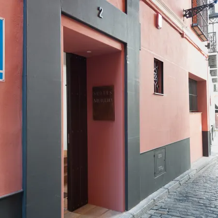 Suites Murillo Catedral Отели рядом с достопримечательностью «Здание Ла Адриатика»