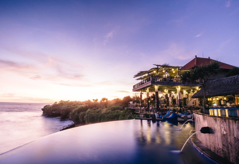 드림 비치 헛 렘봉안 섬