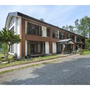 Yamanaka Lake Ryozan Hotels near Kaneyamano Falls