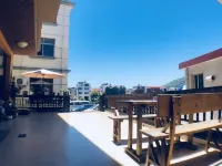 Donghai Fishing Village Ganhai Renjia Guest House - parking