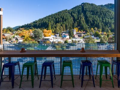 LyLo Queenstown
