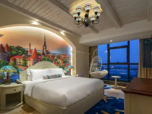 Global Harbor Cruise Hotel
