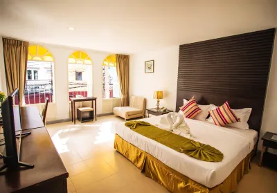 Sino House Patong Hotels in der Nähe von Bluesiam Villa