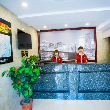 Super 8 Hotel (Bayaner Railway Station Victory)