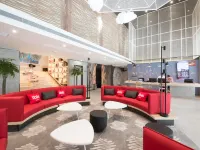 Ibis Hotel (Huijia Times Square Branch, Railway Bureau Subway Station) โรงแรมในอุรุมชี