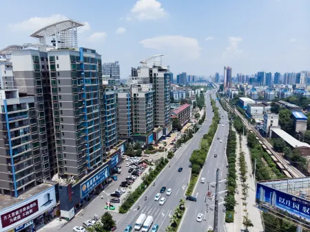 Century Famous City Hotel (Hengyang Wanda Branch)