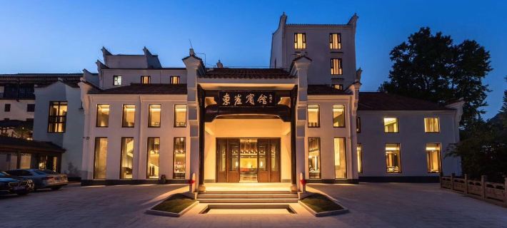 Dongya Hotel Hotels in Qingyang County