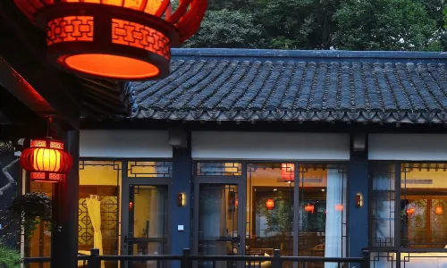 Youjian Jiangnan Hostel