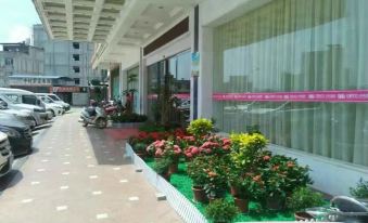Impression 100 Fashion Hotel - Housity