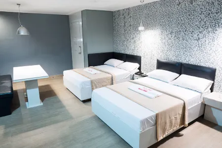 New Winston Hotel