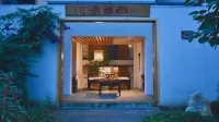 Baoxingtian Sister Inn Hotels in Baoxing