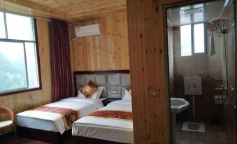 Fuyang Manjianglou Hotel