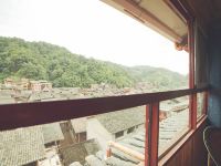 肇兴侗寨畔山阳光驿站 - 阳台标准间