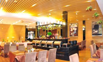 Yongsheng Puju Hotel (Pingxiang Lvyin Square)