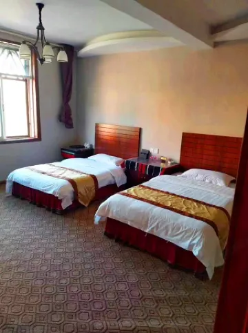 Ximeng Lai Nongbird Folk Inn