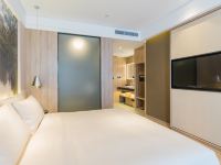 杭州未来科技城海创园亚朵酒店 - 高级大床房