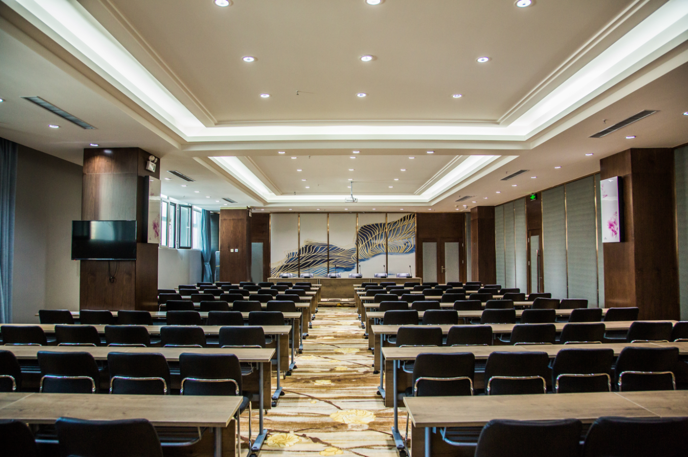 Yizheng HotelOver view