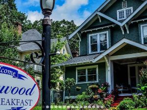 Greenwood Bed and Breakfast