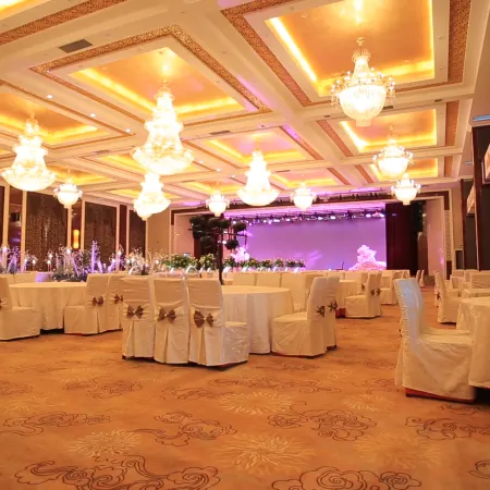Wanzhou Loulan Hotel