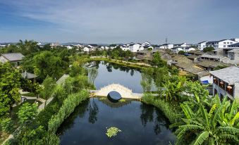 Boke Duoman Hotel (Nanning Zoo Metro Station Guangxi University Branch)