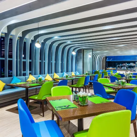 Hampton by Hilton Guangyuan Lizhou Square