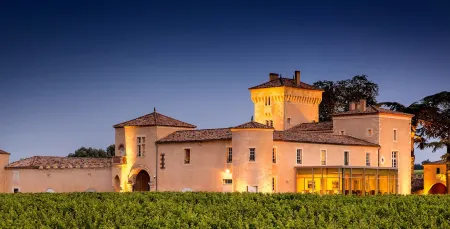 Château Lafaurie-Peyraguey Hôtel & Restaurant Lalique Отели в г. Подансак
