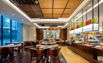 Sheraton Xi'an North City Hotel(Longshouyuan Subway Station Store)