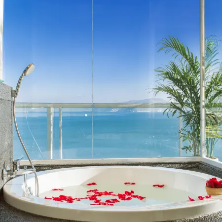 Yunmanman · Zaishui Yifang Seaview Resort Hotel