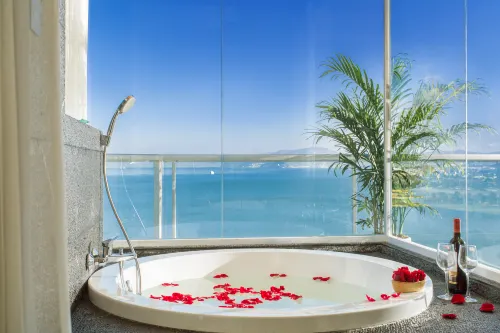 Yunmanman · Zaishui Yifang Seaview Resort Hotel - Jacuzzi