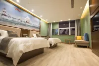 Golden Sunshine Hotel