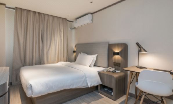 HanTing Hotel (Xiamen Vientiane City)