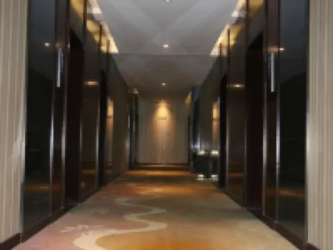 Luochuan Vientiane International Hotel Hotel a Luochuan