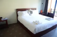 SAKSIRI RIVER SIDE BOUTIQUE HOTEL