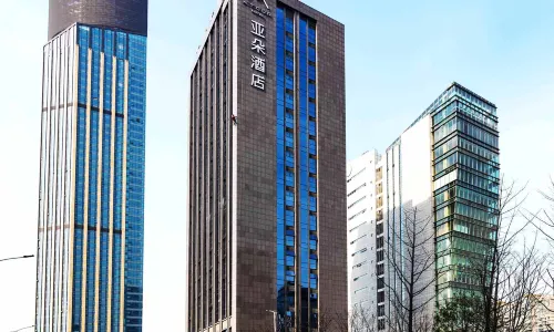 자싱 난후 아투어 호텔