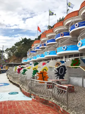 Popeye Holiday Inn Экстерьер Photos