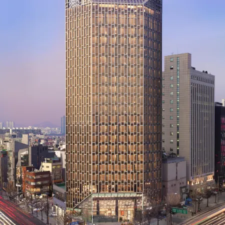 Four Points by Sheraton Seoul Gangnam Отели рядом с достопримечательностью «Ресторан Muoki»