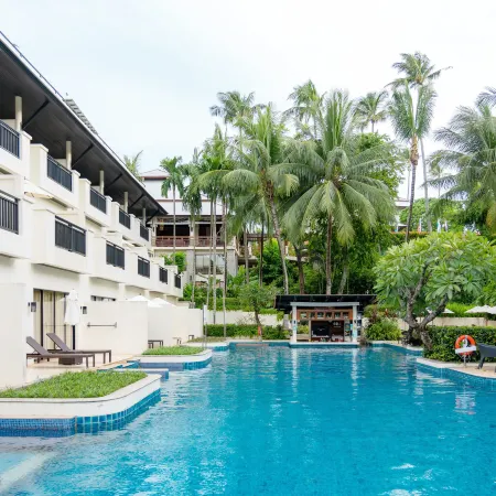 Horizon Karon Beach Resort & Spa