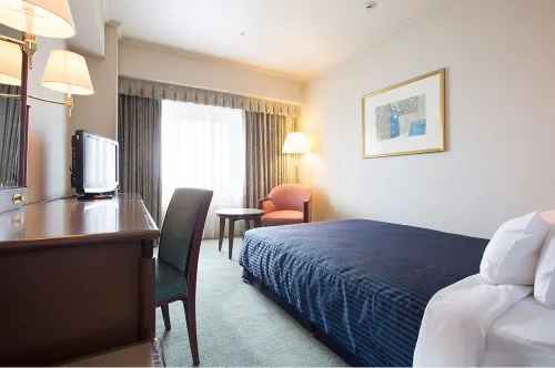 Good Morning + Berlin City East