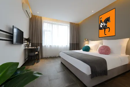 Chongqing Haoning Hotel (Yuxi Plaza Branch) Отели рядом с достопримечательностью «College of Science and Technology， Chongqing University»