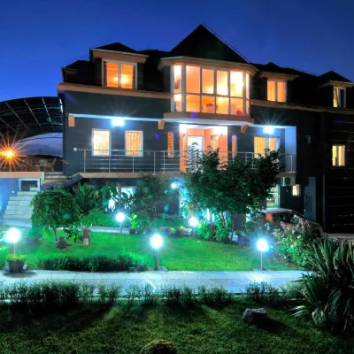 Garni Hotel Lama Hotels near Šumadija Sajam