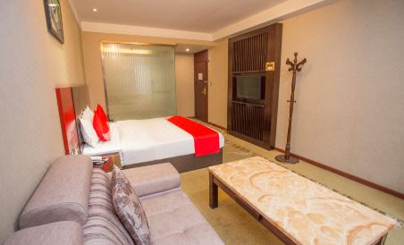Zhenwu Hotel - Housity