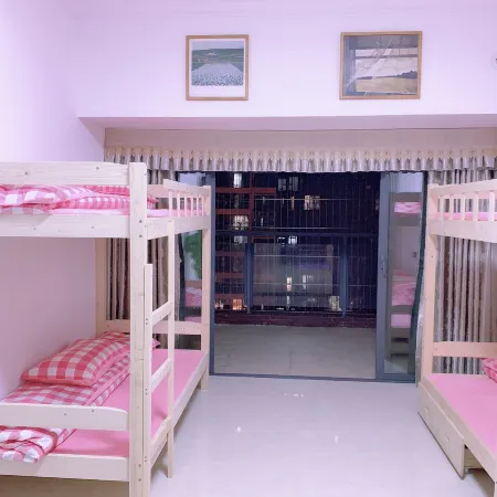 Free Space Youth Hostel