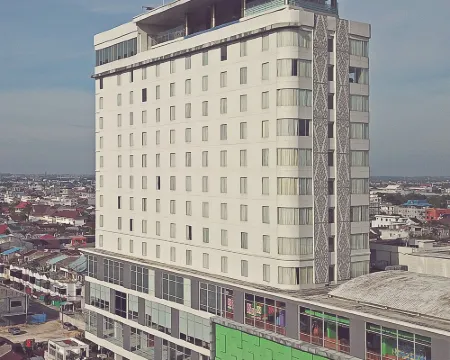 FOX Hotel Pekanbaru Hotels in Senapelan