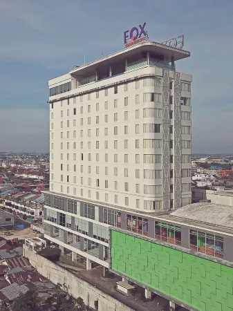 FOX Hotel Pekanbaru Отели рядом с Аэропорт Симпанг-Тига