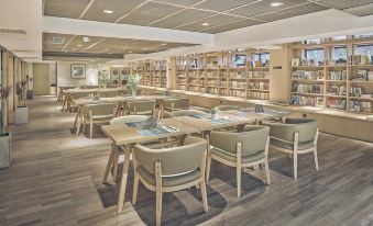 Yebo Qinhuai SSAW Hotel (Qinhuai Bookstore)