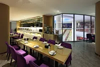 HanTing Premium Guilin Elephant Hill Scenic Area Sun and Moon Twin Pagodas - 3-Star