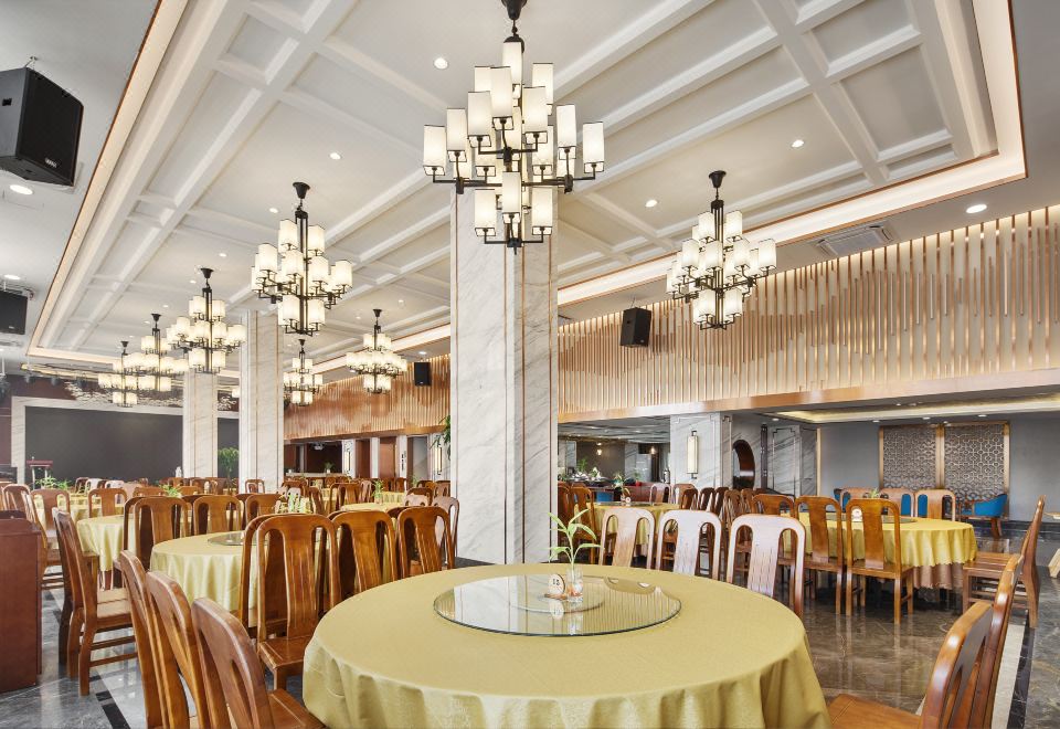 5. 로즈 가든 인터..