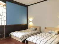 Hechi Qiqi Youth Hostel