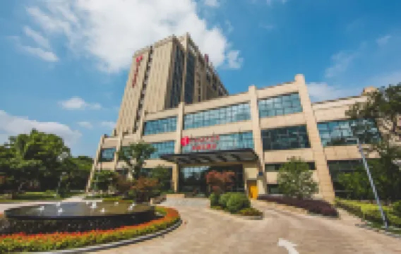 Ramada by Wyndham Suzhou Hotels near Suzhou New District Railway Station